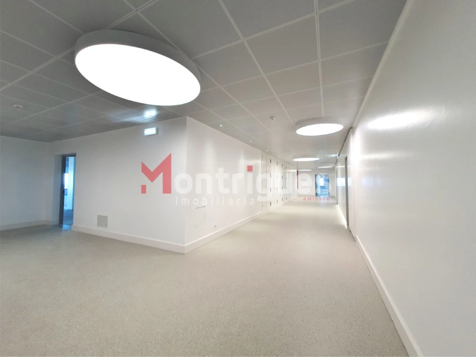 Escritório para Arrendamento em Marvila Foto 4