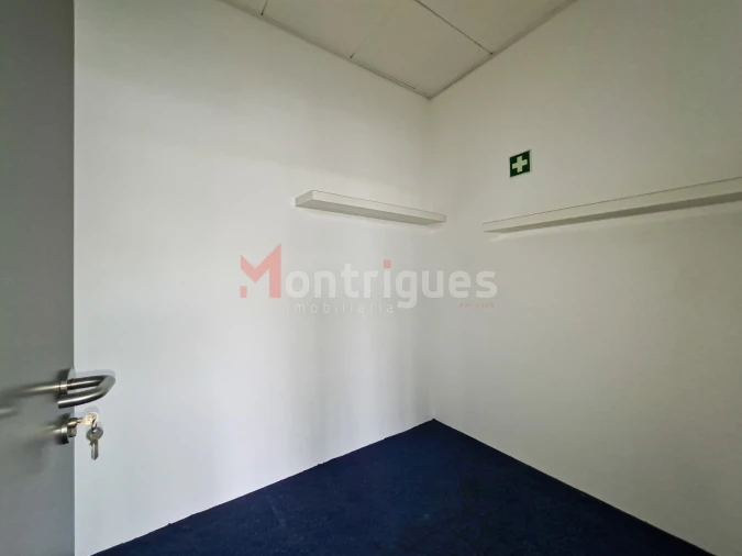 Escritório para Arrendamento em Algés, Linda-A-Velha e Cruz Quebrada-Dafundo Foto 12