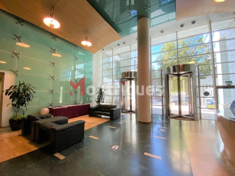 Escritório para Arrendamento em Algés, Linda-A-Velha e Cruz Quebrada-Dafundo Foto 2