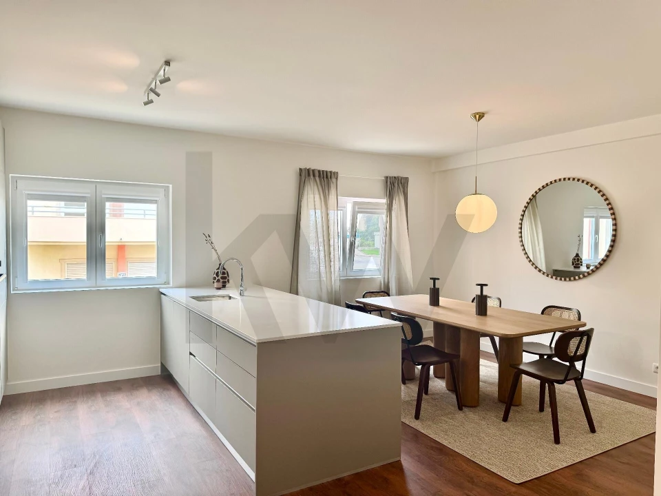 Apartamento T3 para Venda em Colares Foto 4