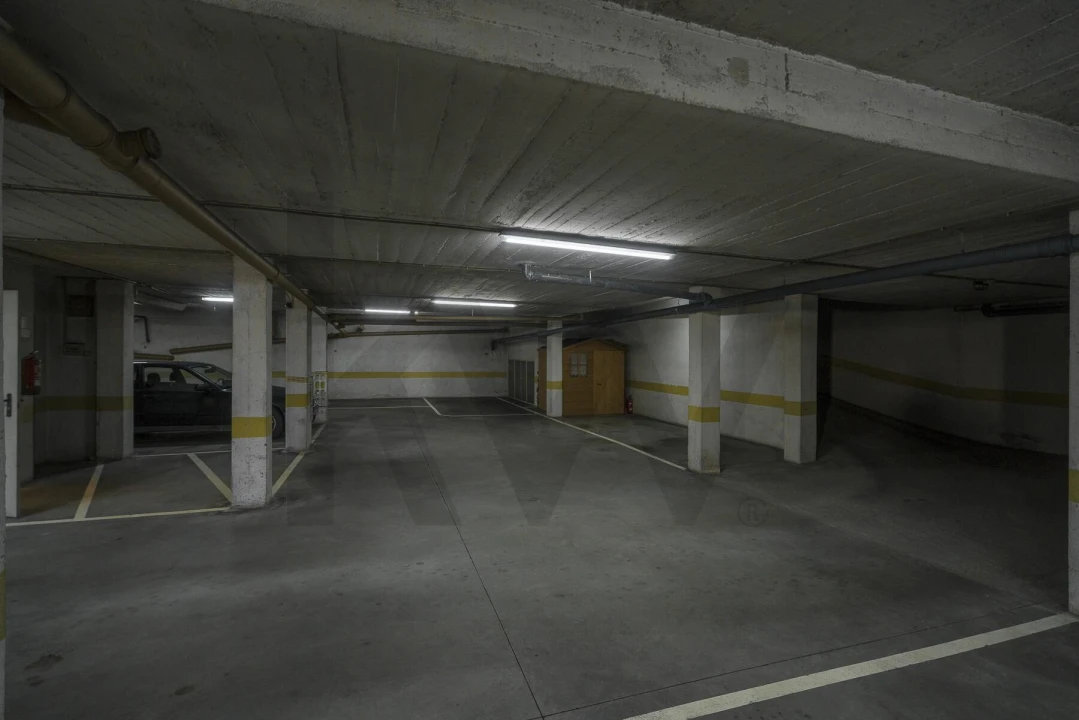 Apartamento T3 para Venda em Colares Foto 22