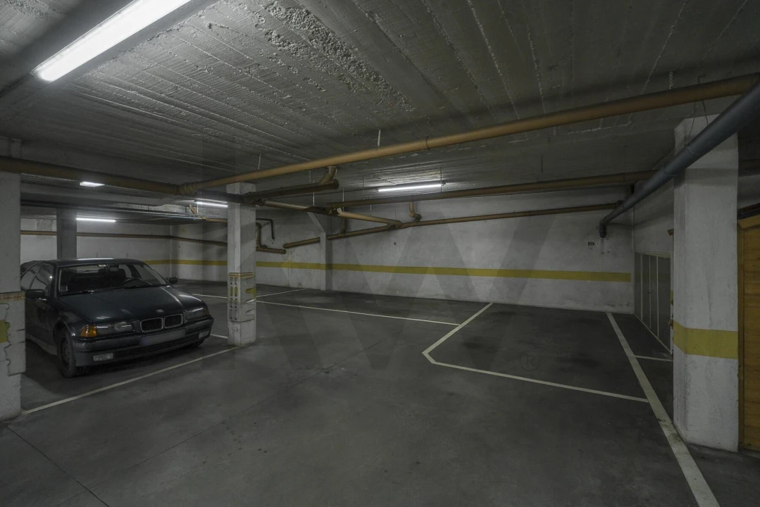 Apartamento T3 para Venda em Colares Foto 23