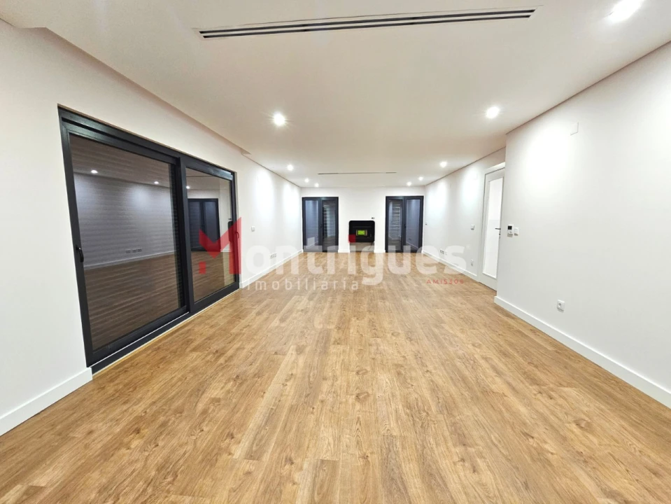 Apartamento T7 para Venda em Montijo e Afonsoeiro Foto 15