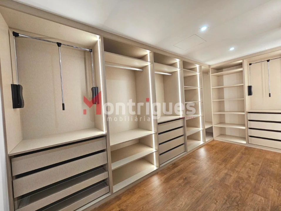 Apartamento T7 para Venda em Montijo e Afonsoeiro Foto 22