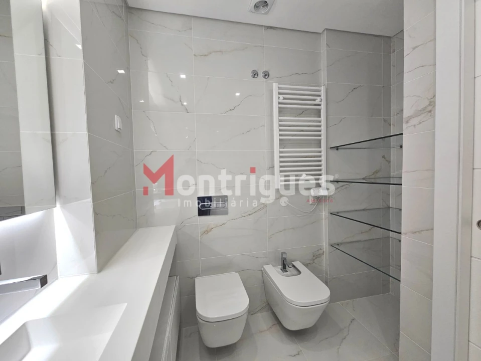 Apartamento T7 para Venda em Montijo e Afonsoeiro Foto 24