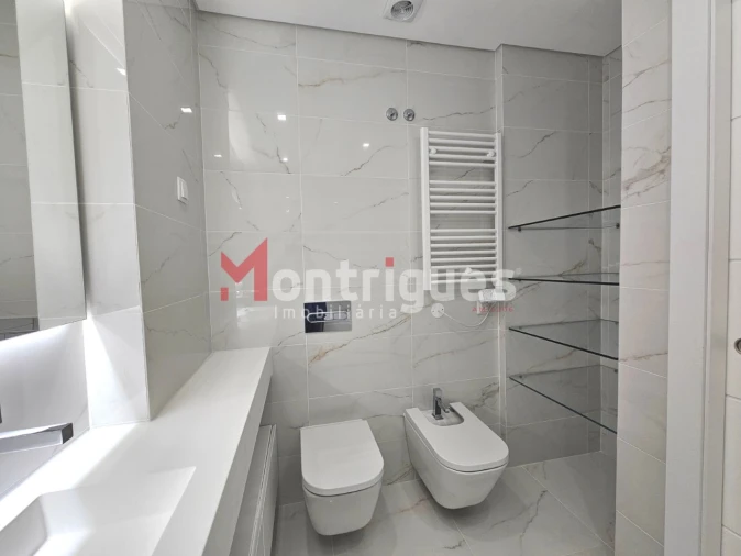 Apartamento T7 para Venda em Montijo e Afonsoeiro Foto 24