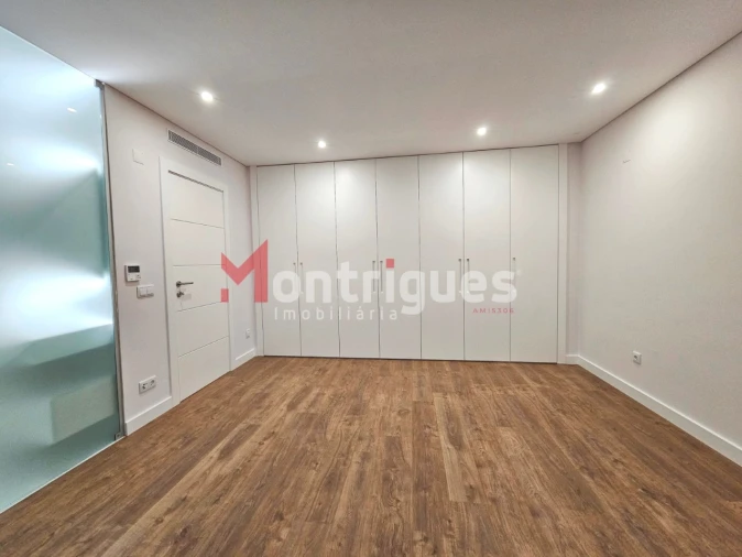 Apartamento T7 para Venda em Montijo e Afonsoeiro Foto 33