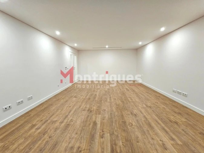 Apartamento T3 para Venda em Montijo e Afonsoeiro Foto 15