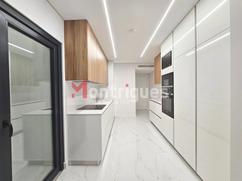 Apartamento T3 para Venda em Montijo e Afonsoeiro Foto 11