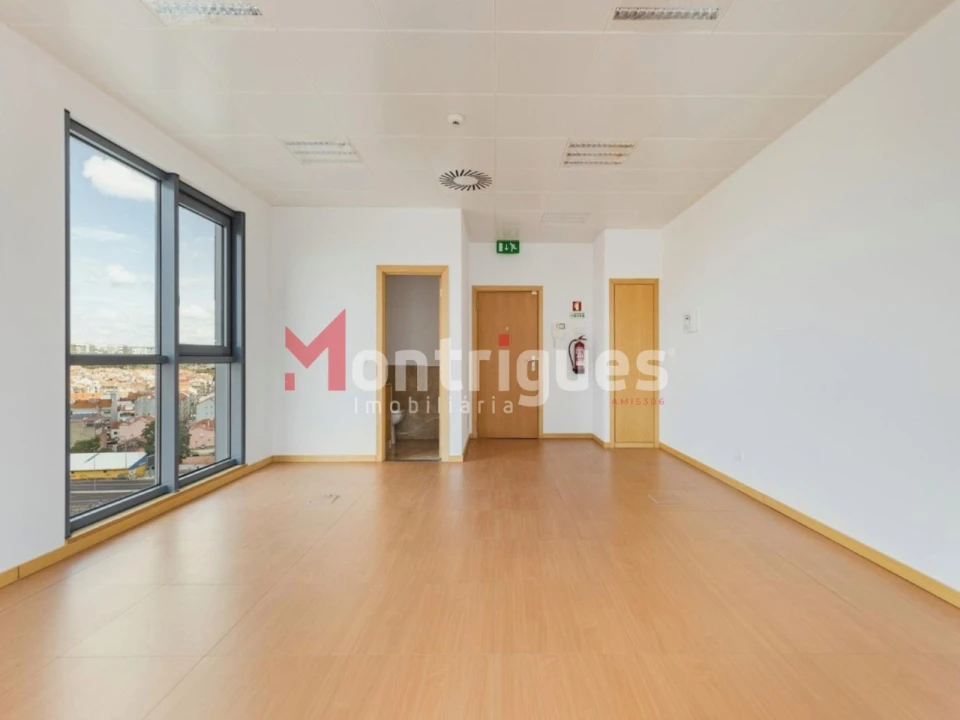 Escritório para Venda em Parque das Nações Foto 2