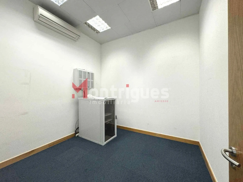 Escritório para Venda em Parque das Nações Foto 6
