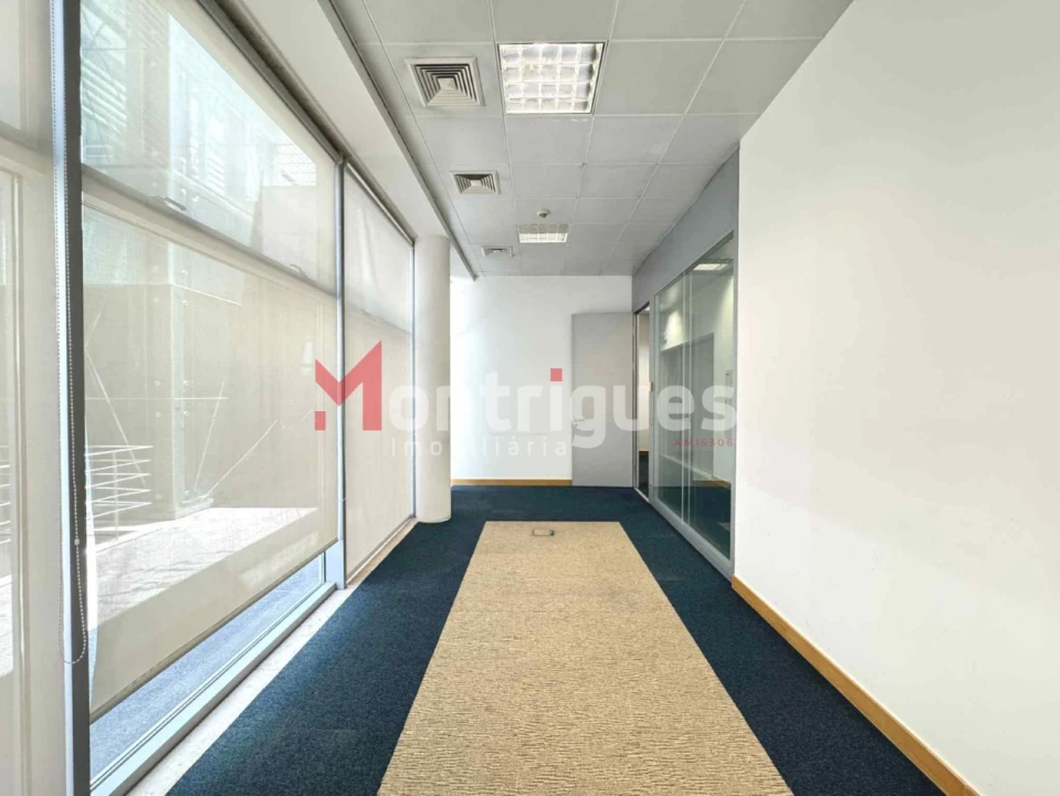 Escritório para Venda em Parque das Nações Foto 9