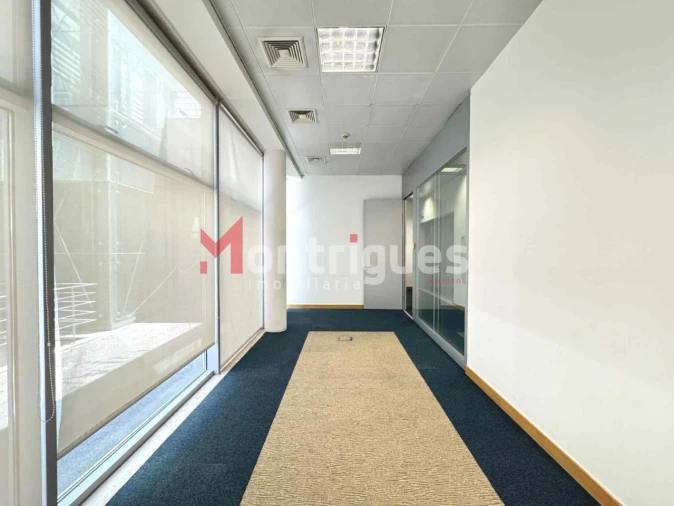 Escritório para Venda em Parque das Nações Foto 9