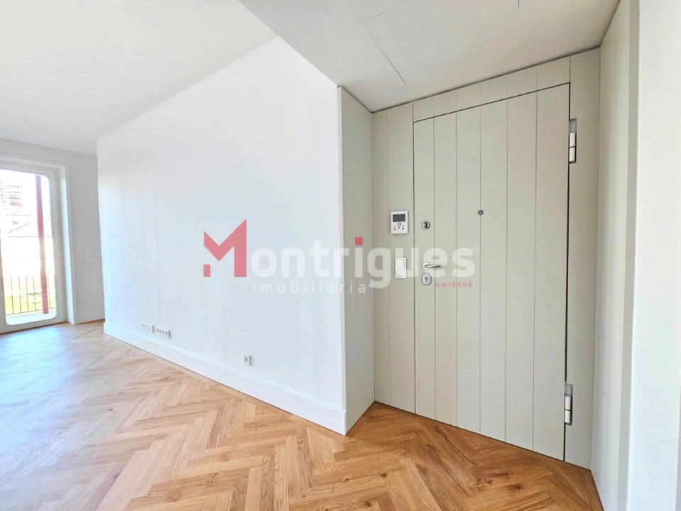 Apartamento T1 para Venda em Beato Foto 8