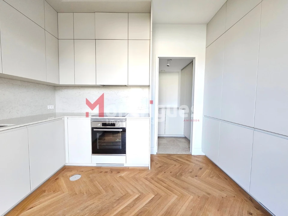 Apartamento T1 para Venda em Beato Foto 13