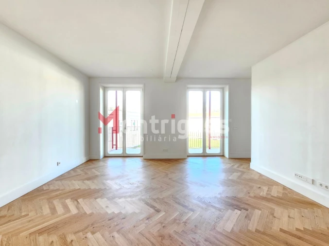 Apartamento T1 para Venda em Beato Foto 11
