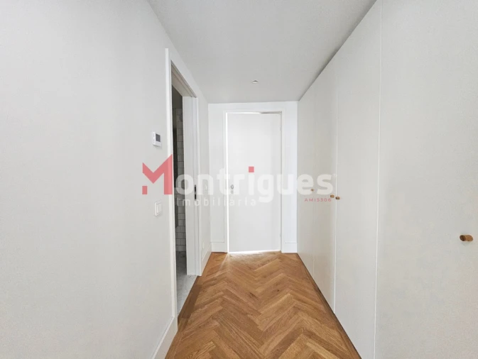 Apartamento T1 para Venda em Beato Foto 17