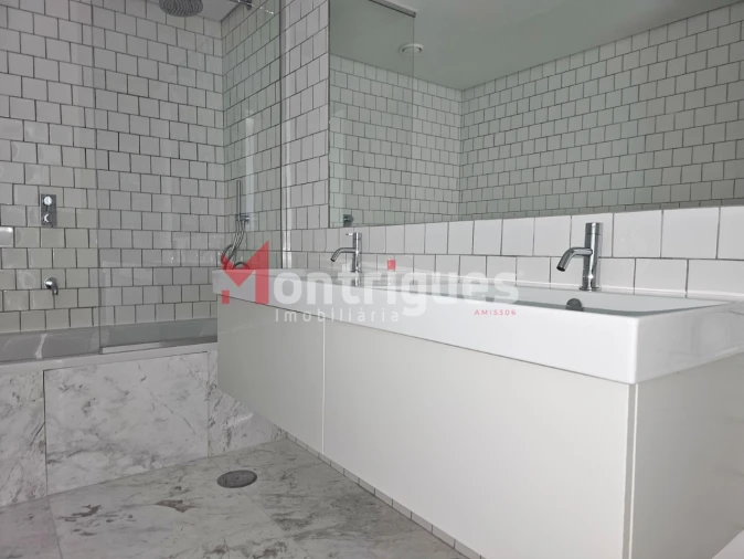 Apartamento T1 para Venda em Beato Foto 22