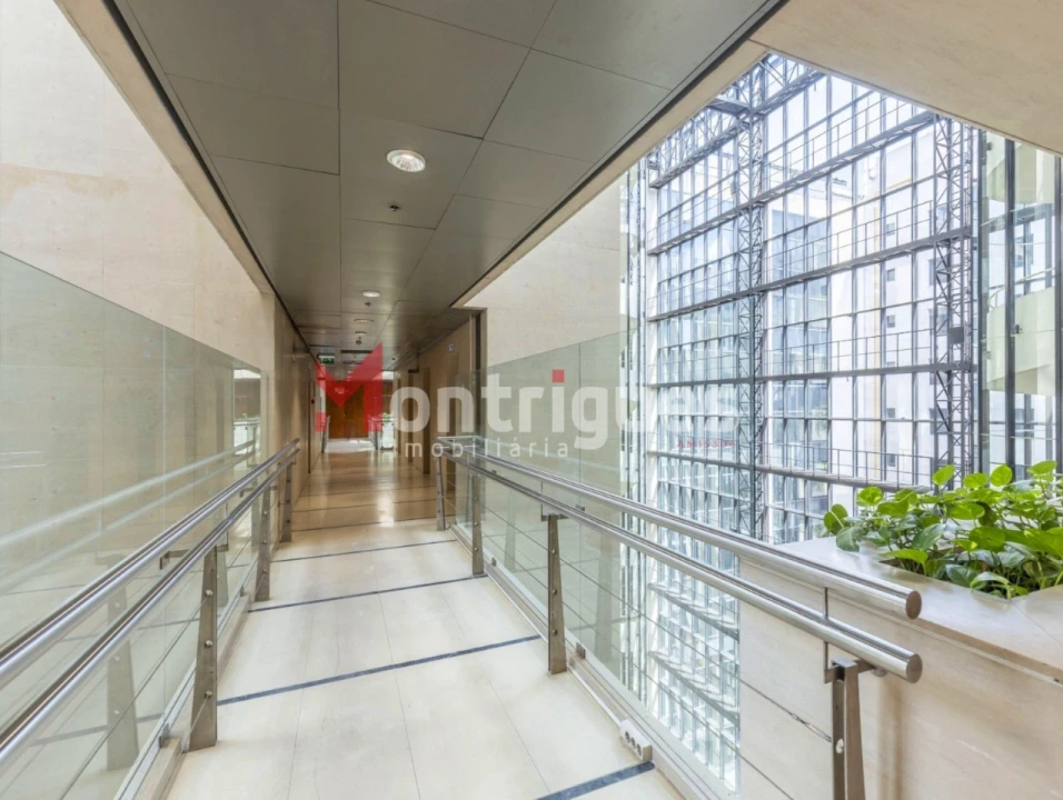 Escritório para Venda em Santo António Foto 6