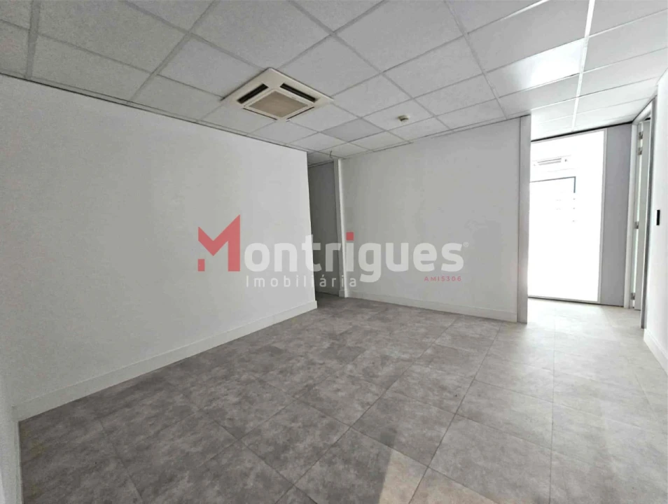 Escritório para Venda em Santo António Foto 9