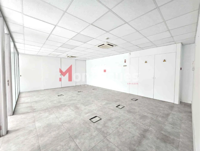 Escritório para Venda em Santo António Foto 10