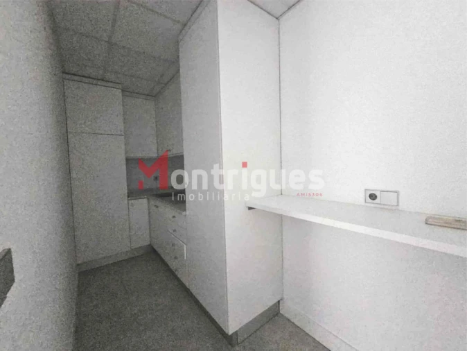 Escritório para Venda em Santo António Foto 18