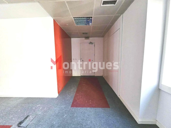 Escritório para Venda em Santo António Foto 9