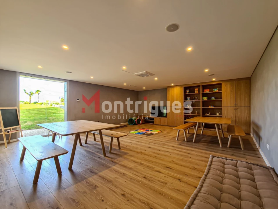 Apartamento T1 para Venda em Alcochete Foto 19