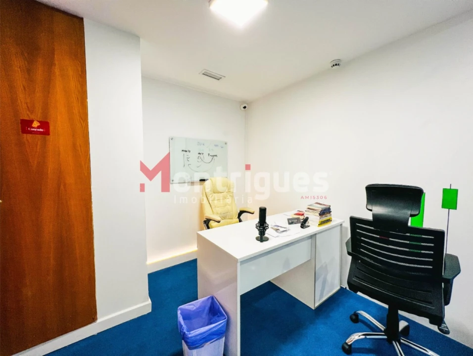 Escritório para Venda em Alvalade Foto 19