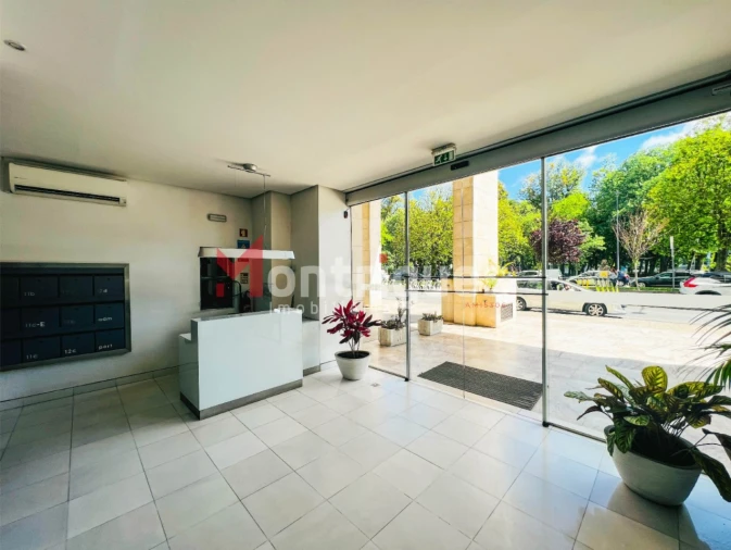 Escritório para Venda em Alvalade Foto 5