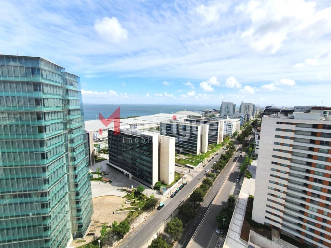 Apartamento T3 para Venda em Parque das Nações Foto 6