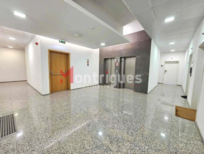 Escritório para Arrendamento em Parque das Nações Foto 2