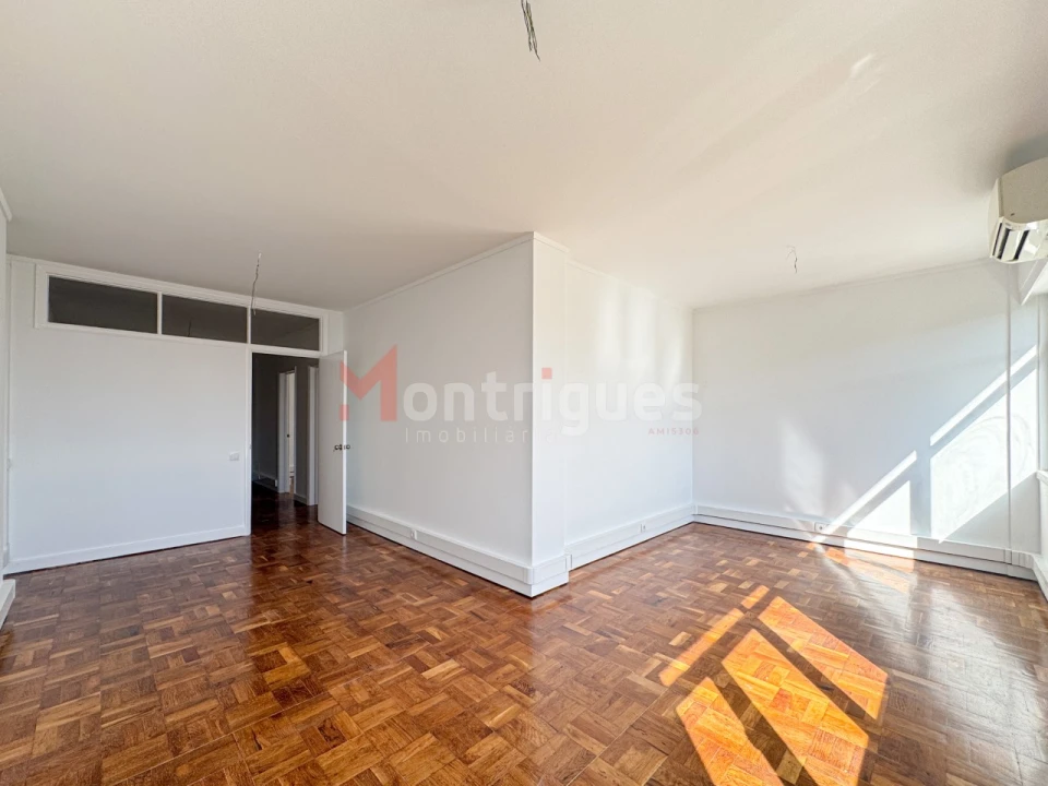 Escritório para Arrendamento em Avenidas Novas Foto 2