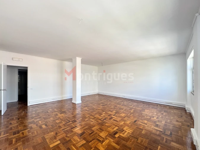 Escritório para Arrendamento em Avenidas Novas Foto 7