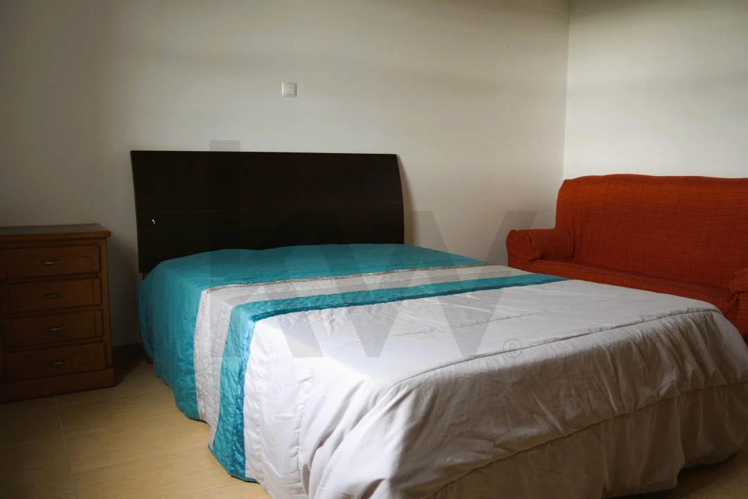 Moradia T2 para Venda em Santo Espirito Foto 17