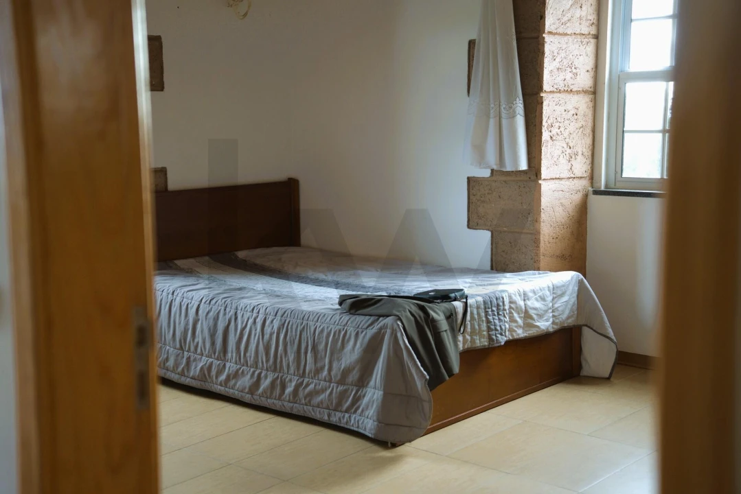 Moradia T2 para Venda em Santo Espirito Foto 12