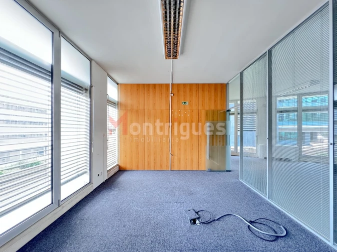 Escritório para Arrendamento em Parque das Nações Foto 12