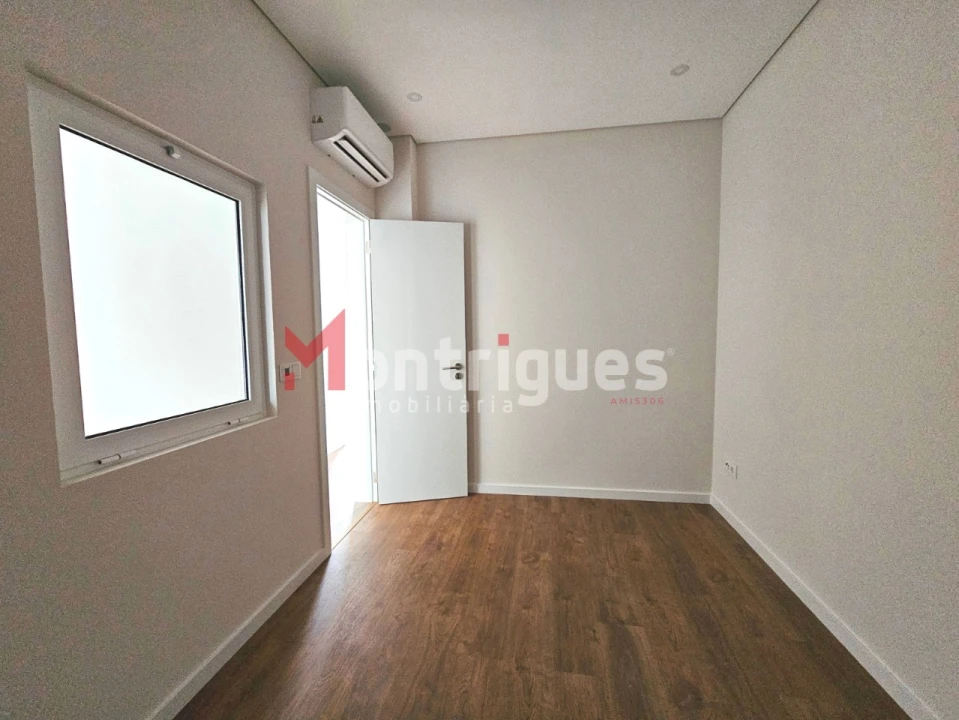 Apartamento T3 para Venda em Montijo e Afonsoeiro Foto 13