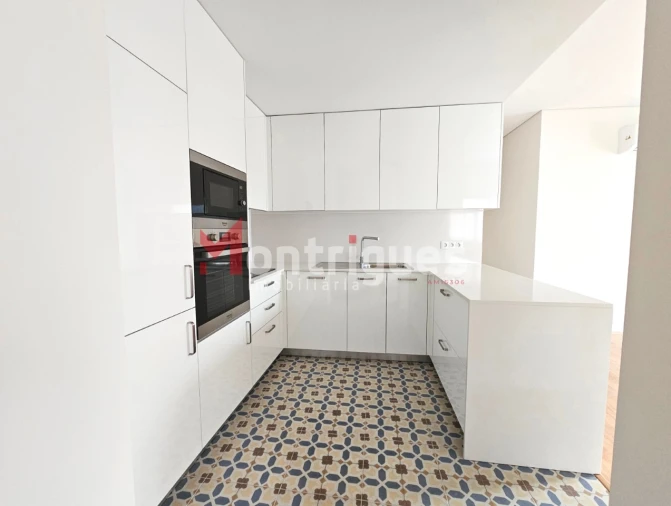 Apartamento T3 para Venda em Montijo e Afonsoeiro Foto 2