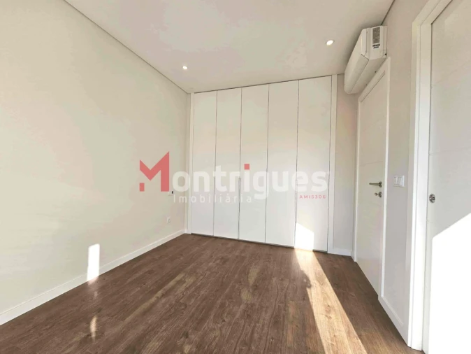 Apartamento T3 para Venda em Montijo e Afonsoeiro Foto 22