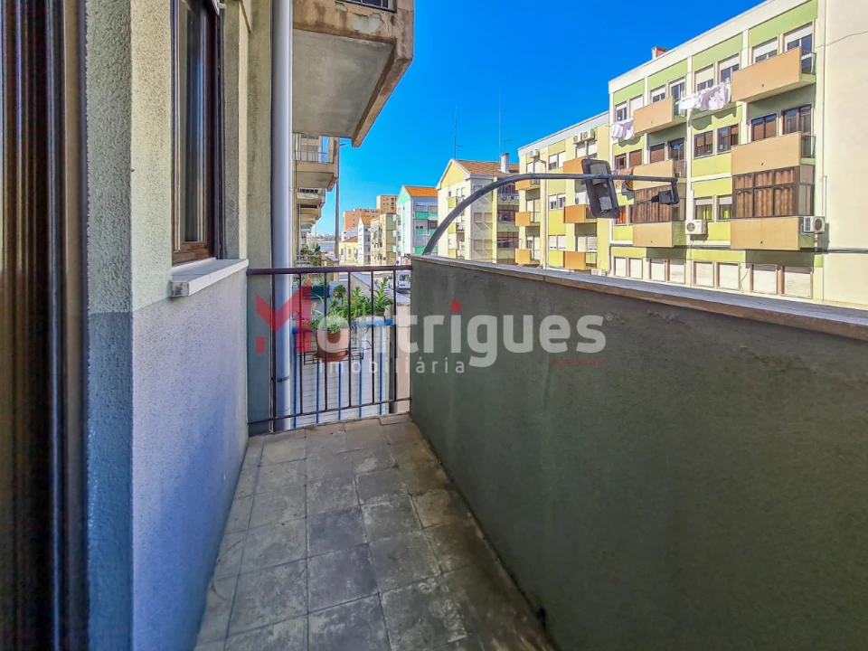 Apartamento T3 para Arrendamento em Alto do Seixalinho, Santo André e Verderena Foto 20