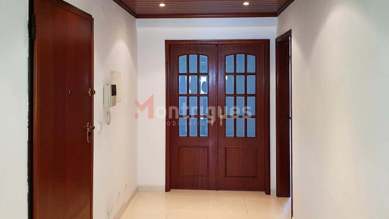 Apartamento T3 para Arrendamento em Alhos Vedros Foto 2