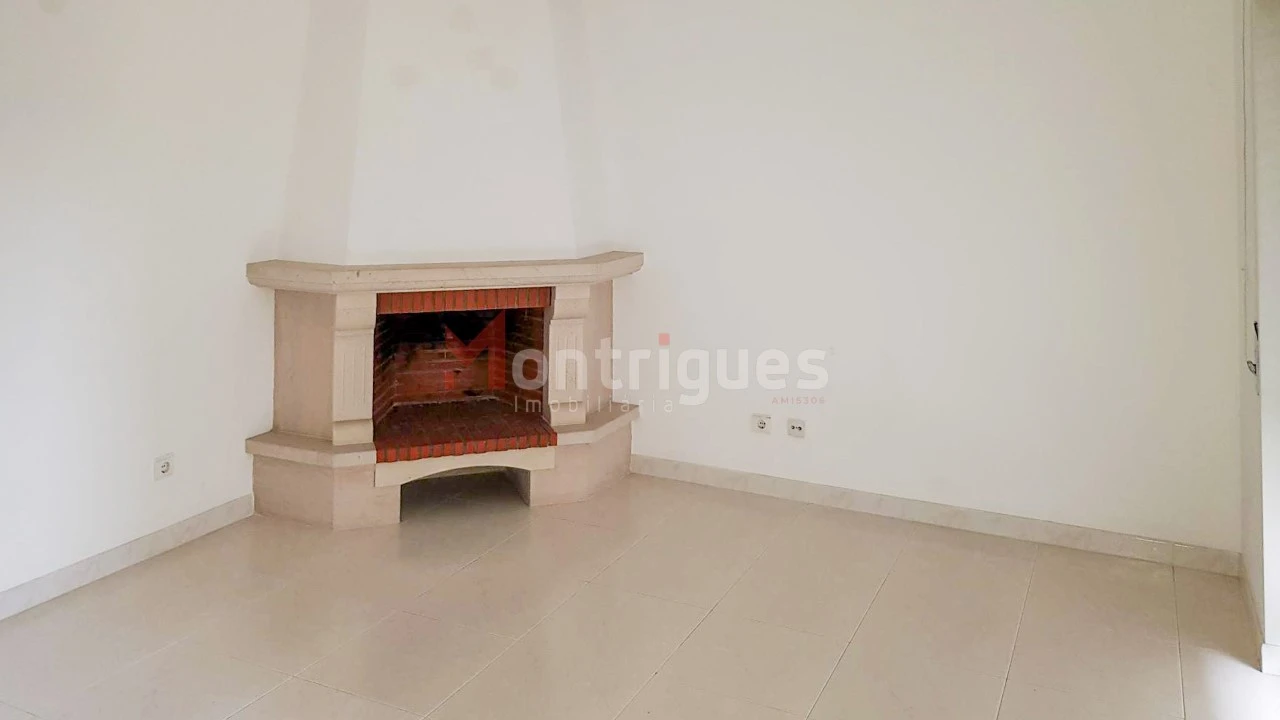 Apartamento T3 para Arrendamento em Alhos Vedros Foto 3