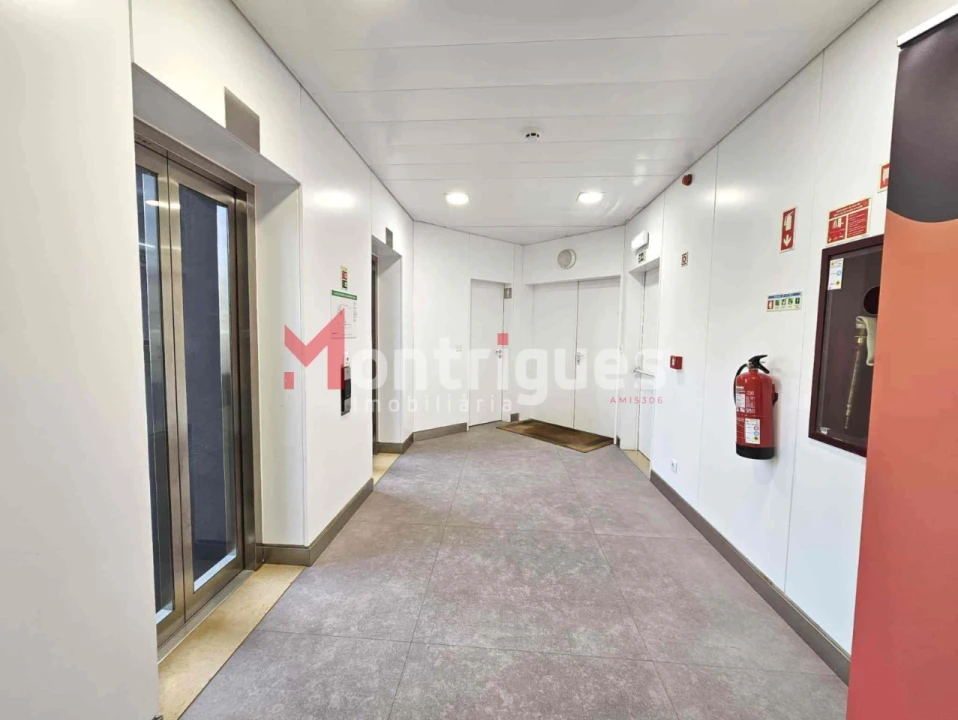 Escritório para Arrendamento em Avenidas Novas Foto 4