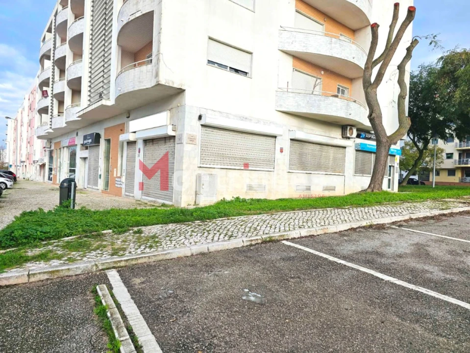 Loja para Arrendamento em Montijo e Afonsoeiro Foto 1