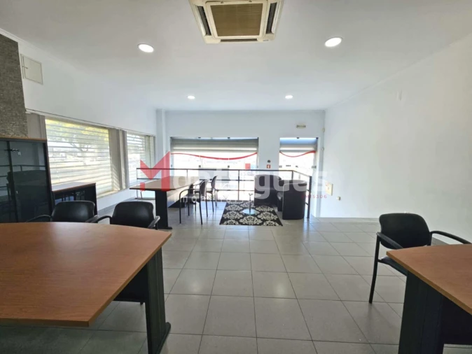 Loja para Arrendamento em Montijo e Afonsoeiro Foto 4