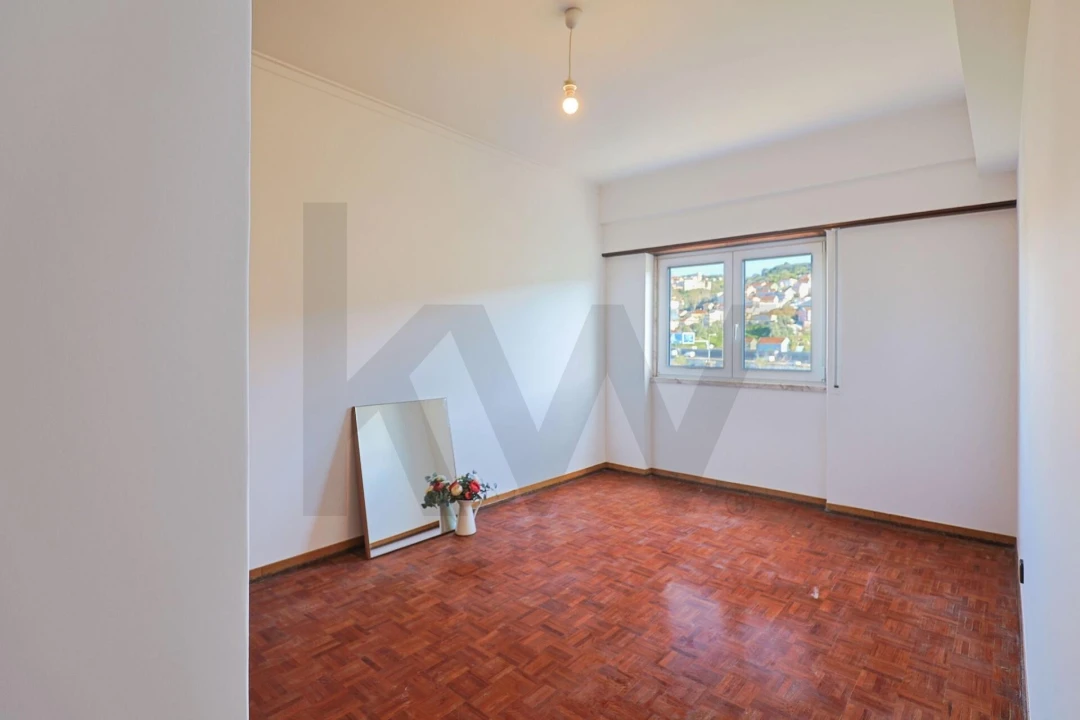 Apartamento T2 para Arrendamento em Póvoa de Santo Adrião e Olival Basto Foto 6