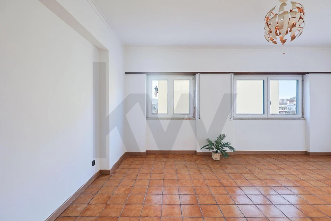 Apartamento T2 para Arrendamento em Póvoa de Santo Adrião e Olival Basto Foto 14