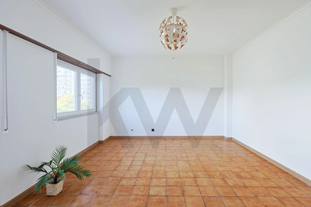 Apartamento T2 para Arrendamento em Póvoa de Santo Adrião e Olival Basto Foto 13