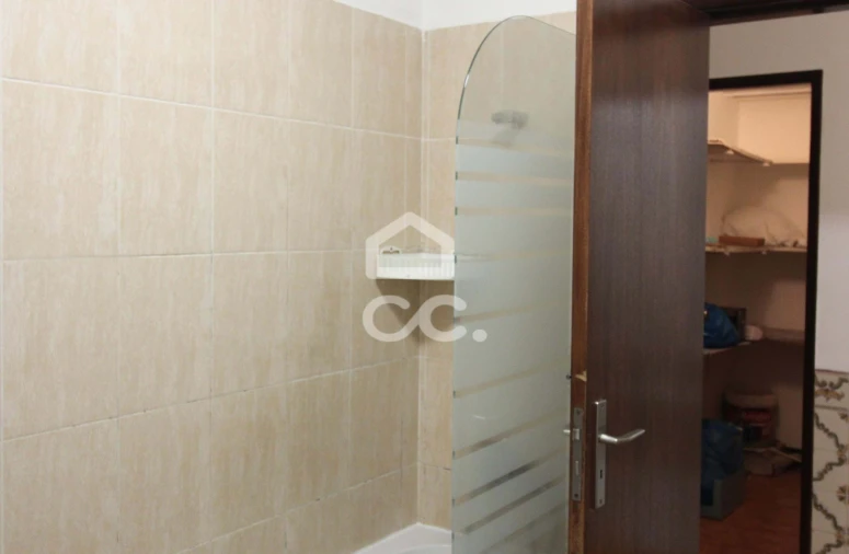 Apartamento T3 para Arrendamento em Amora Foto 13